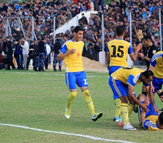 فرحة لاعبي شباب جباليا بالفوز