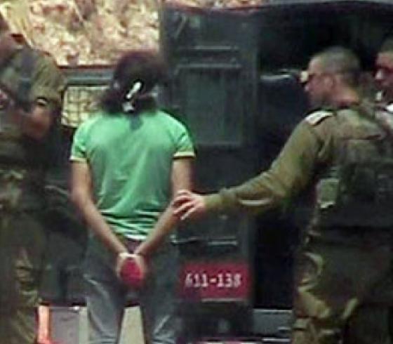 لحظة اطلاق النار على الفلسطيني