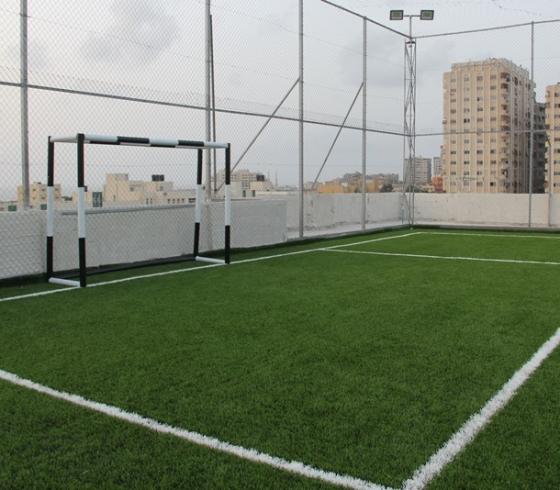 ملعب الصدقة المعشب (5)