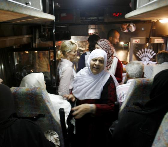 زيارة أسرى