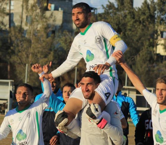 فرحة لاعبي الجمعية الإسلامية بالفوز