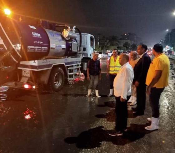 صورة خلال شفط مياه الأمطار في مصر