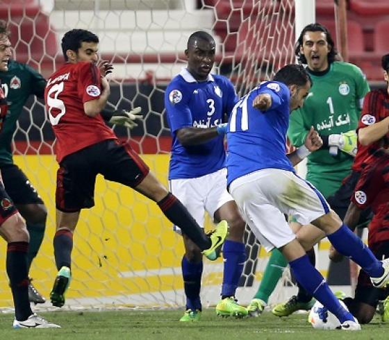 جانب من اللفاء بين الفريقين