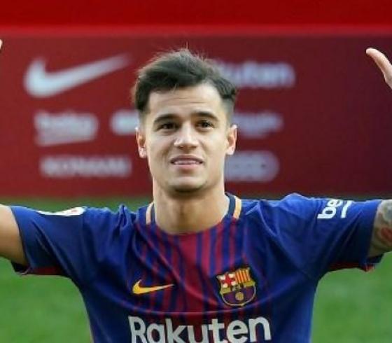كوتينيو نجم برشلونة الاسباني.jpg