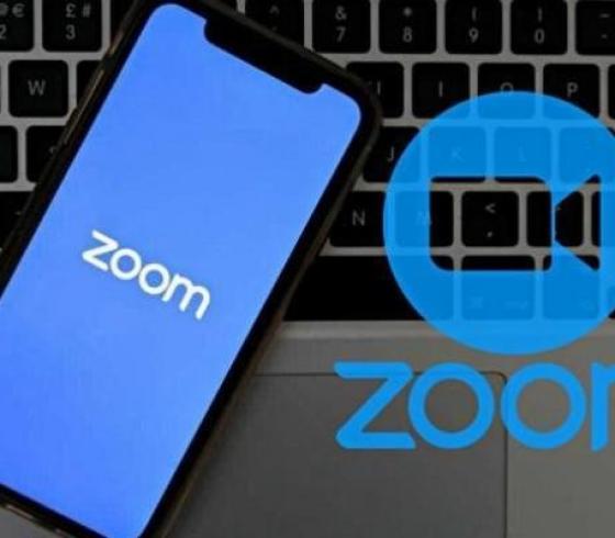 شرح طريقة تحميل برنامج زووم Zoom على الهاتف الذكي وارسال وقبول الدعوات