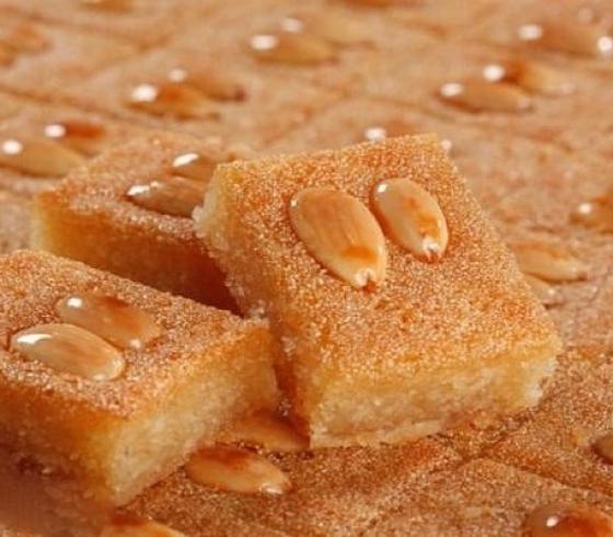 طريقة عمل حلوى البسبوسة ونصائح صحية لمرضى السكري والقلب عند تناولها