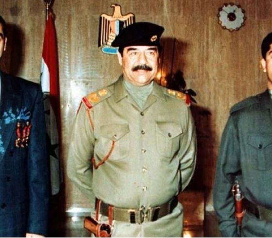 صدام حسين وابناؤه 