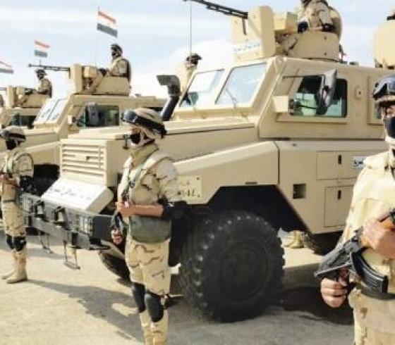 الجيش المصري في سيناء يشن حربا على داعش