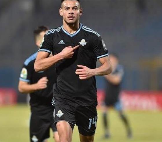 اللاعب نبيل عماد دونجا
