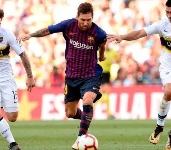 ليونيل ميسي نجم برشلونة الاسباني