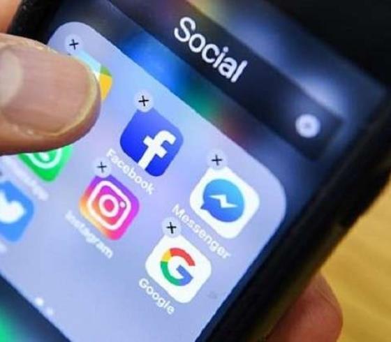 الشاشة الزرقاء في الهاتف