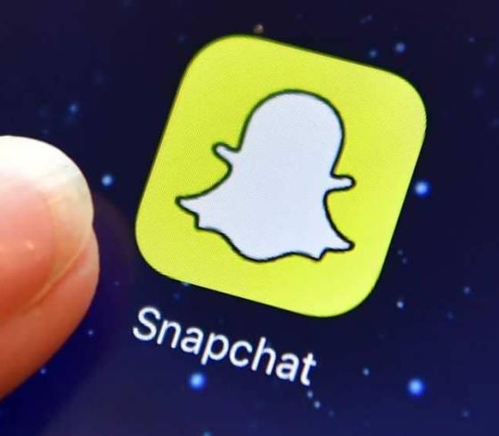 سناب شات.JPG