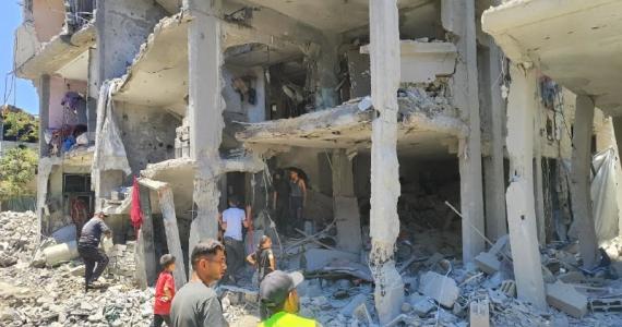 دمار في منازل المواطنين في مخيم المغازي