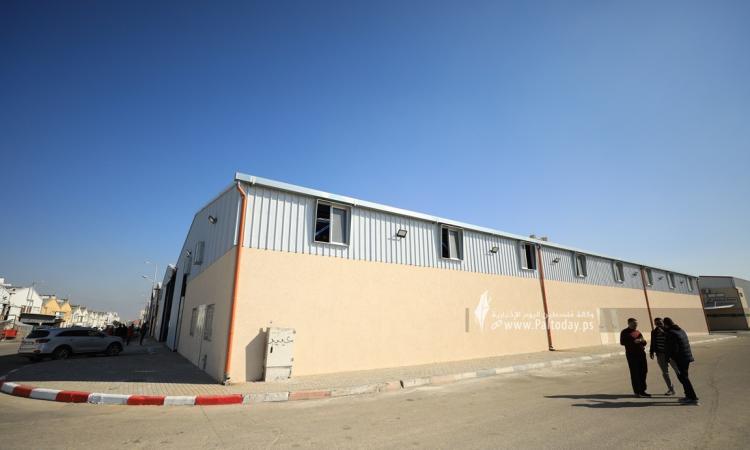 تسليم المنشآت التي أعيد بناؤها في المنطقة الصناعية بغزة (8).JPG