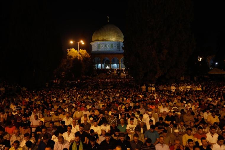  ليلة القدر في المسجد الاقصى‎ المبارك ‫(38928899)‬ ‫‬