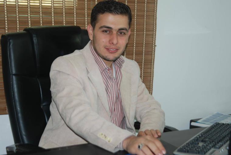 االصحفي محمد البطش