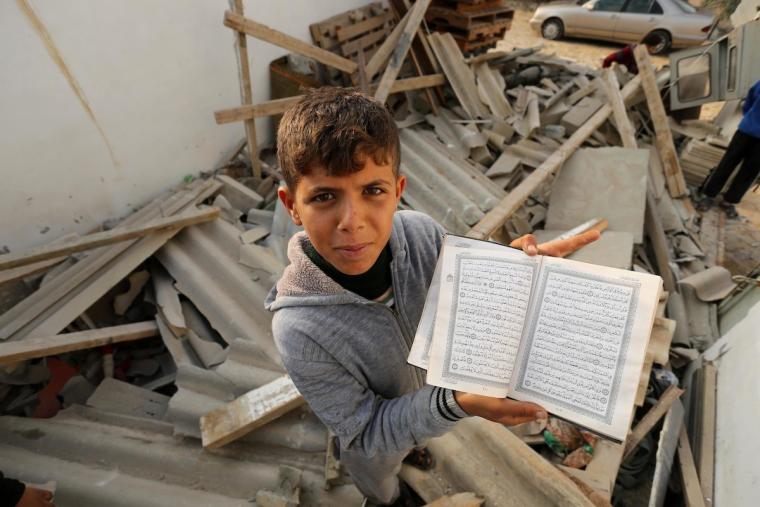 قصف اسرائيلي لمنازل المواطنين في غزة 2014