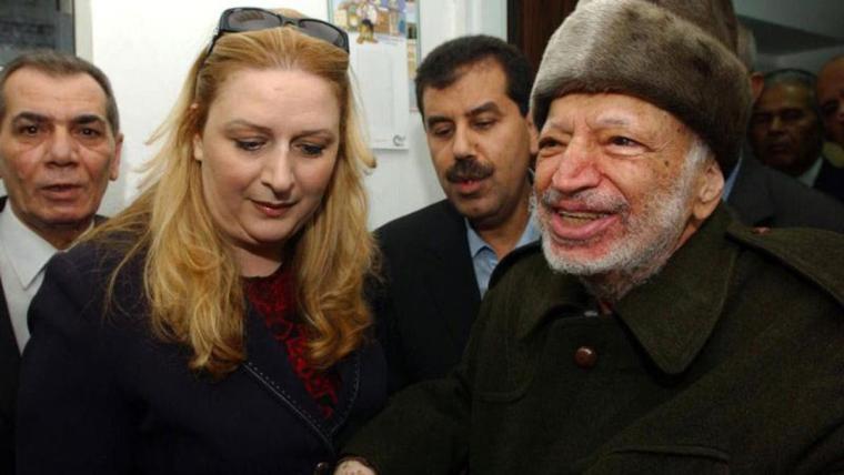 الرئيس الراحل ياسر عرفات وزوجته سهى الطويل