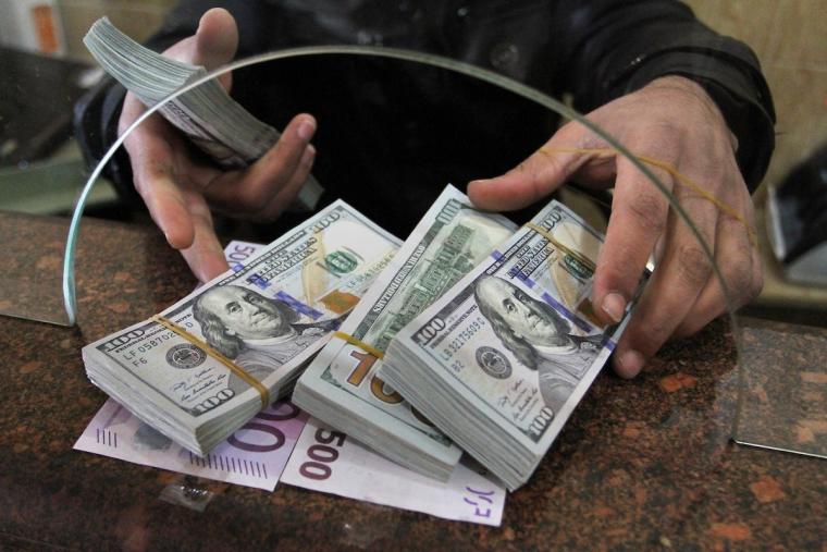 سعر الدولار والذهب عيار 21 و18 في سوريا اليوم الجمعة 28-7-2023