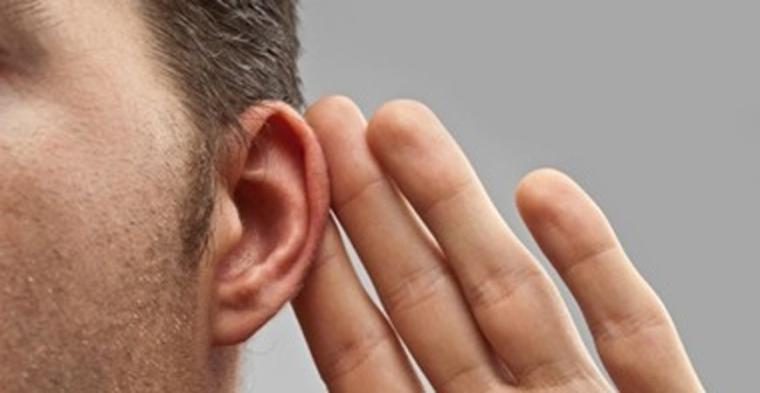 ما أسباب ضعف السمع؟