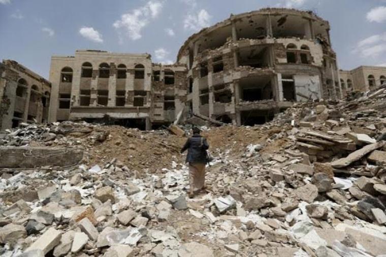 "الغارديان" تدعو فريق بايدن لإنهاء الحرب على اليمن
