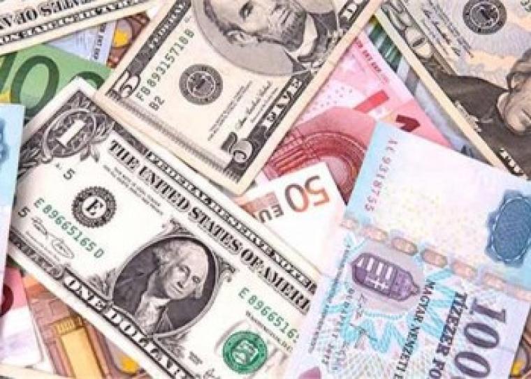 تباين سعر الدولار في العراق اليوم الاثنين 26 يوليو 2021