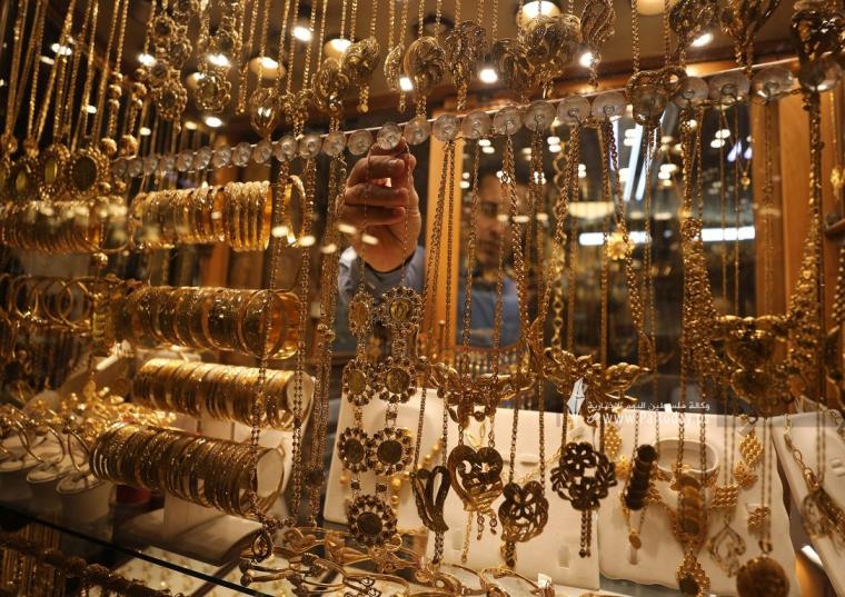 بكم سعر جرام الذهب النهارده في مصر عيار 21 و18 اليوم الجمعة 20-5-2022 للبيع والشراء تحديث يومي