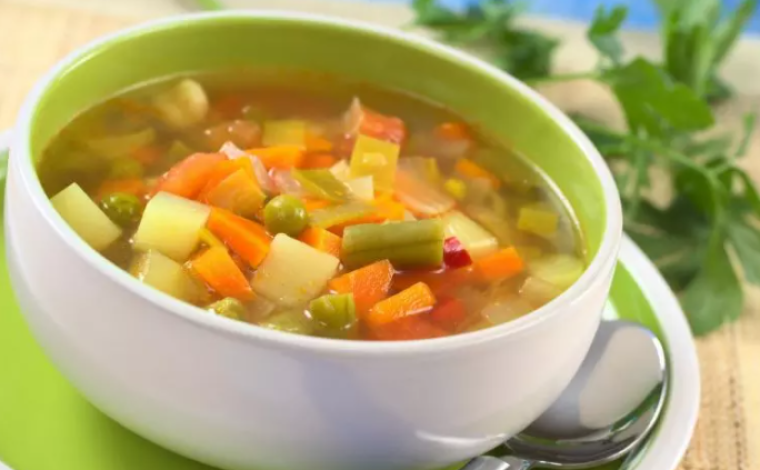 طريقة عمل شوربة الخضار في رمضان 2021