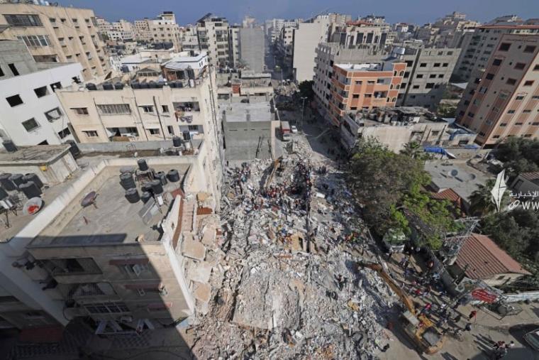 دمار هائل جراء قصف الاحتلال الاسرائيلي على منازل المدنيين بغزة.jpg