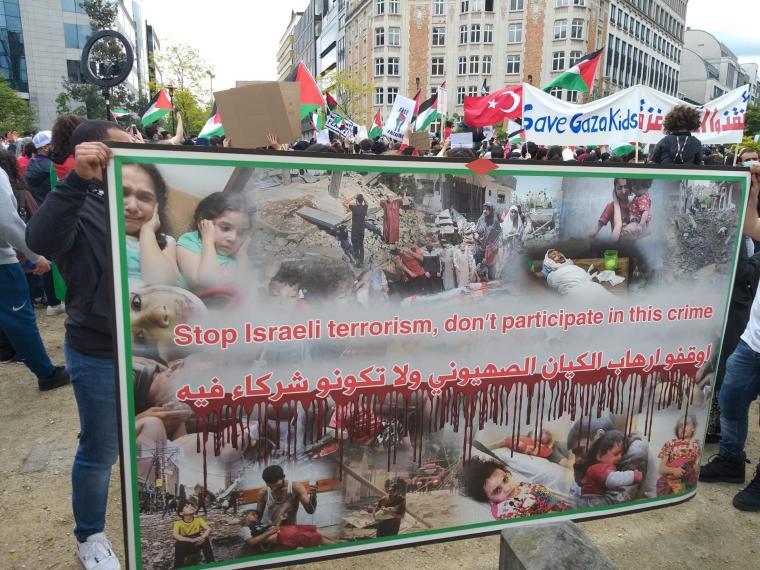متضامنون يواصلون المشاركة في المسيرات في بلجيكا تنديدًا بجرائم الاحتلال ضد الفلسطينيين