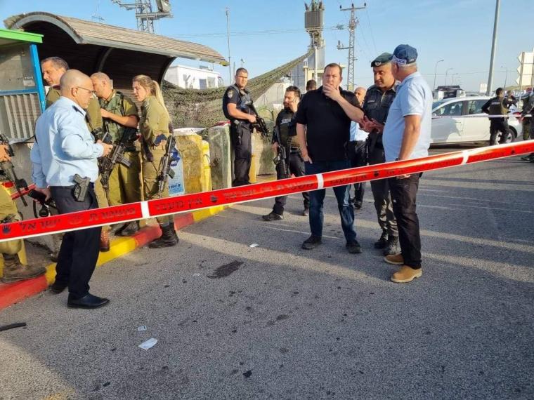 إصابة 7 جنود "اسرائيليين" بعملية دهس في حي الشيخ جراح  بالقدس
