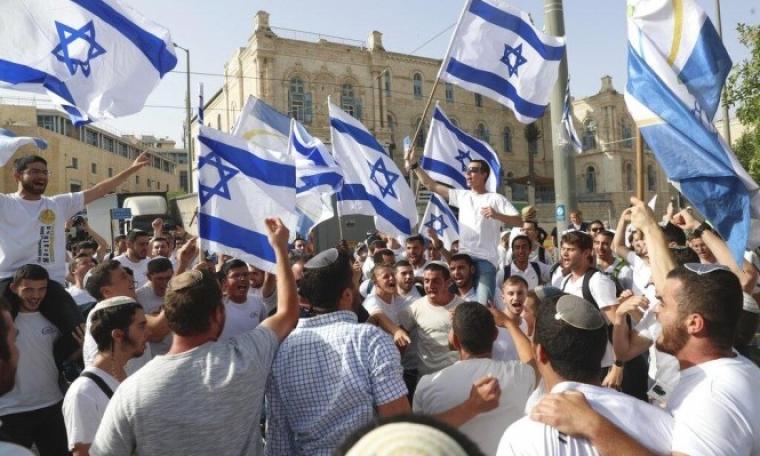 إعادة مسيرة الاعلام "التهويدية" في القدس المحتلة
