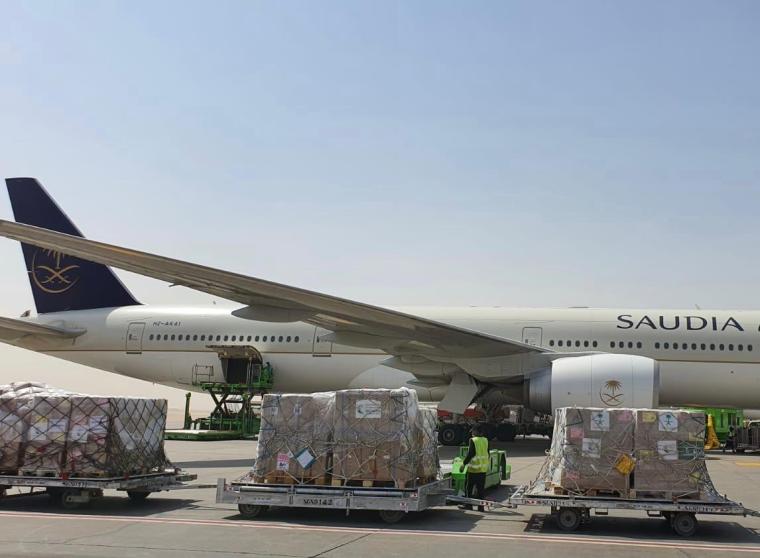 مساعدات سعودية عاجلة لتونس.jpg