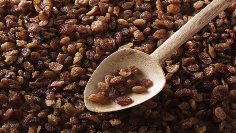 فوائد تناول الزبيب
