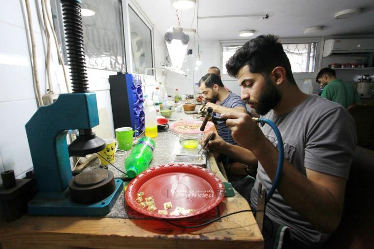 مصانع الذهب في غزة