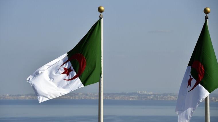 الجزائر