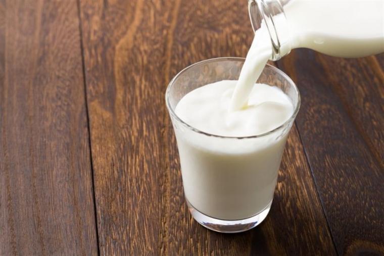 الافراط بشرب الحليب يُصيبك بهذا المرض الخطير!