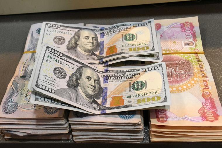 سعر صرف الدولار في العراق اليوم الثلاثاء