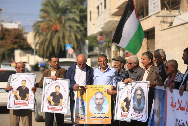 مؤتمر صحفي هام للجنة الأسرى أمام مقر الصليب الأحمر بغزة للتنديد بإعدام الشهيد سامي العمور (10).JPG