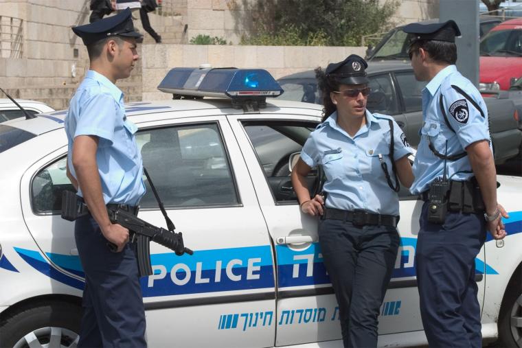 شرطية اسرائيلية.jpg