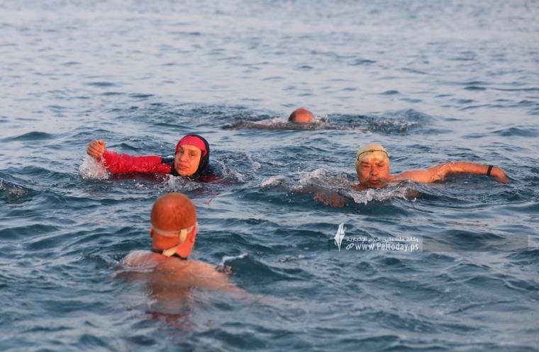 بلدية غزة تصدر تنويهاً مهما للمواطنين بشأن السباحة