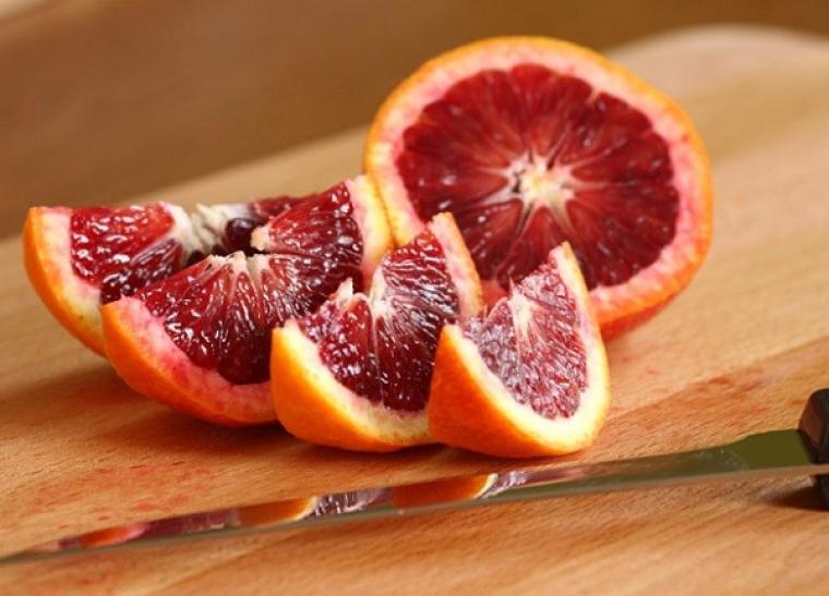 فوائد البرتقال الأحمر.. يقلل مخاطر الإصابة بالسرطان