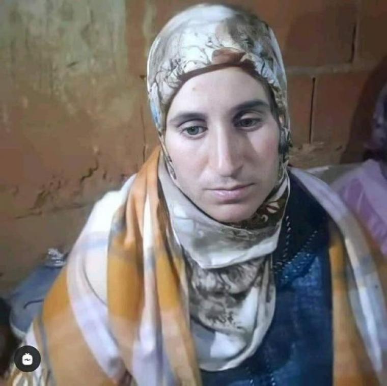 والدة الطفل ريان.jpg