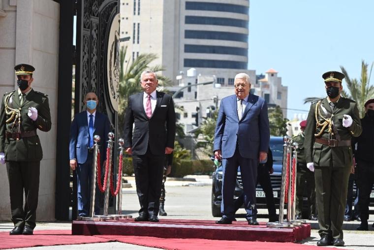 عباس يستقبل العاهل الأردني عبدالله الثاني في رام الله