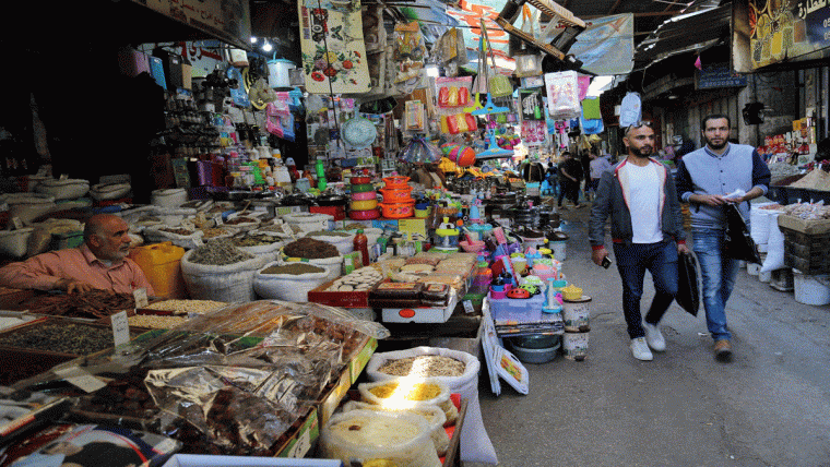 اقتصاد غزة تسجل ضبط محضر لعشرات التجار بسبب التلاعب في الأسعار