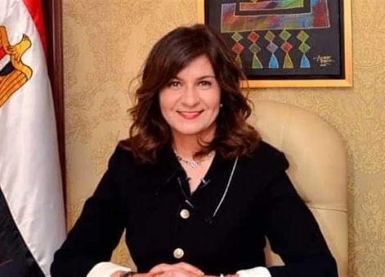 ما قصة وزيرة الهجرة نبيلة مكرم..زوج الوزيرة نبيلة مكرم