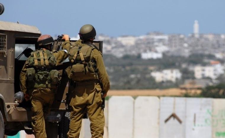 الاحتلال يعتقل شاب مع حدود غزة اليوم مايو 2022