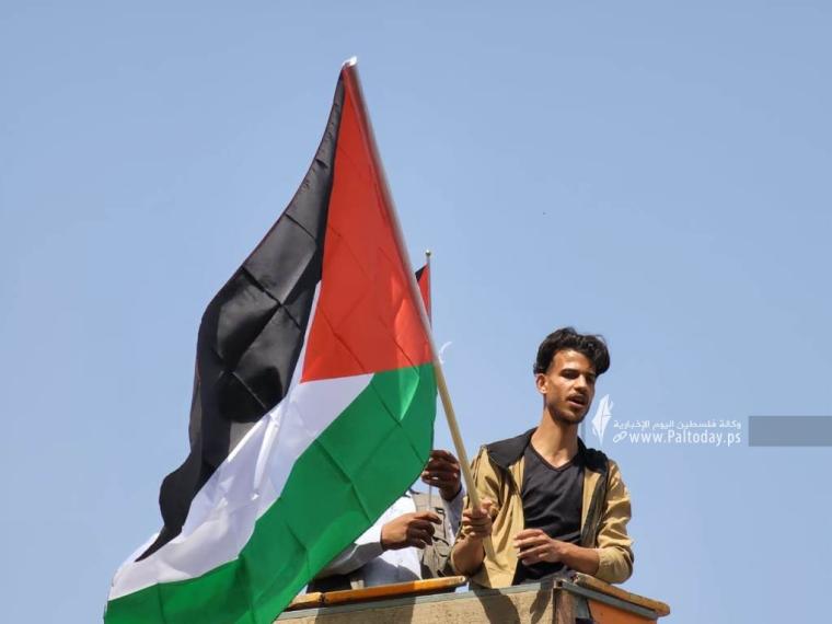 رفع علم فلسطين (10).jpeg