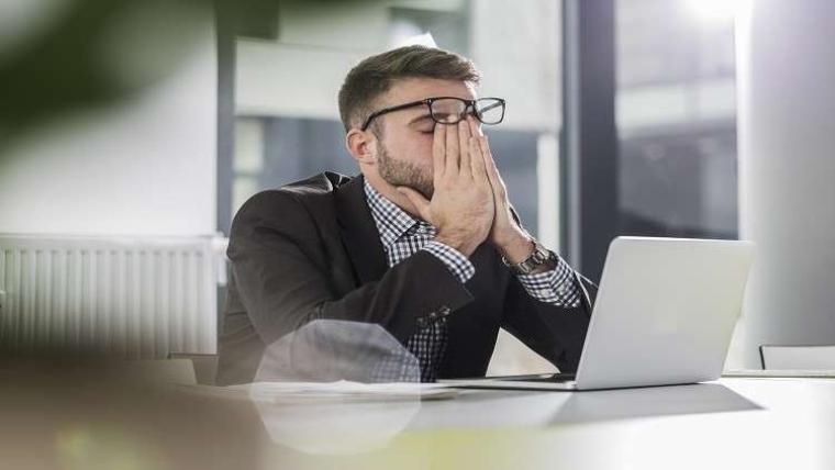 كيف يمكن ليوم شاق في العمل أن يغير صوتك؟