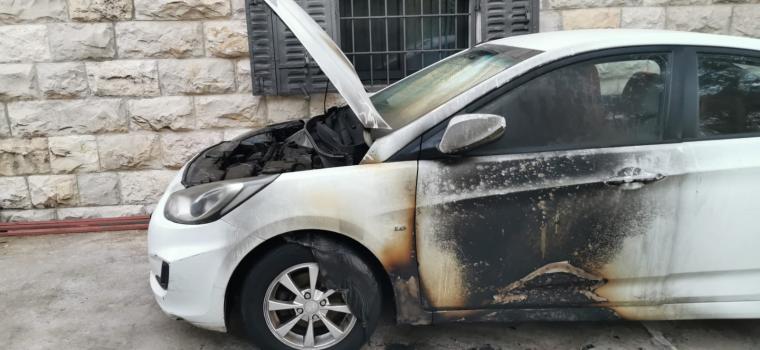 حرق سيارات.